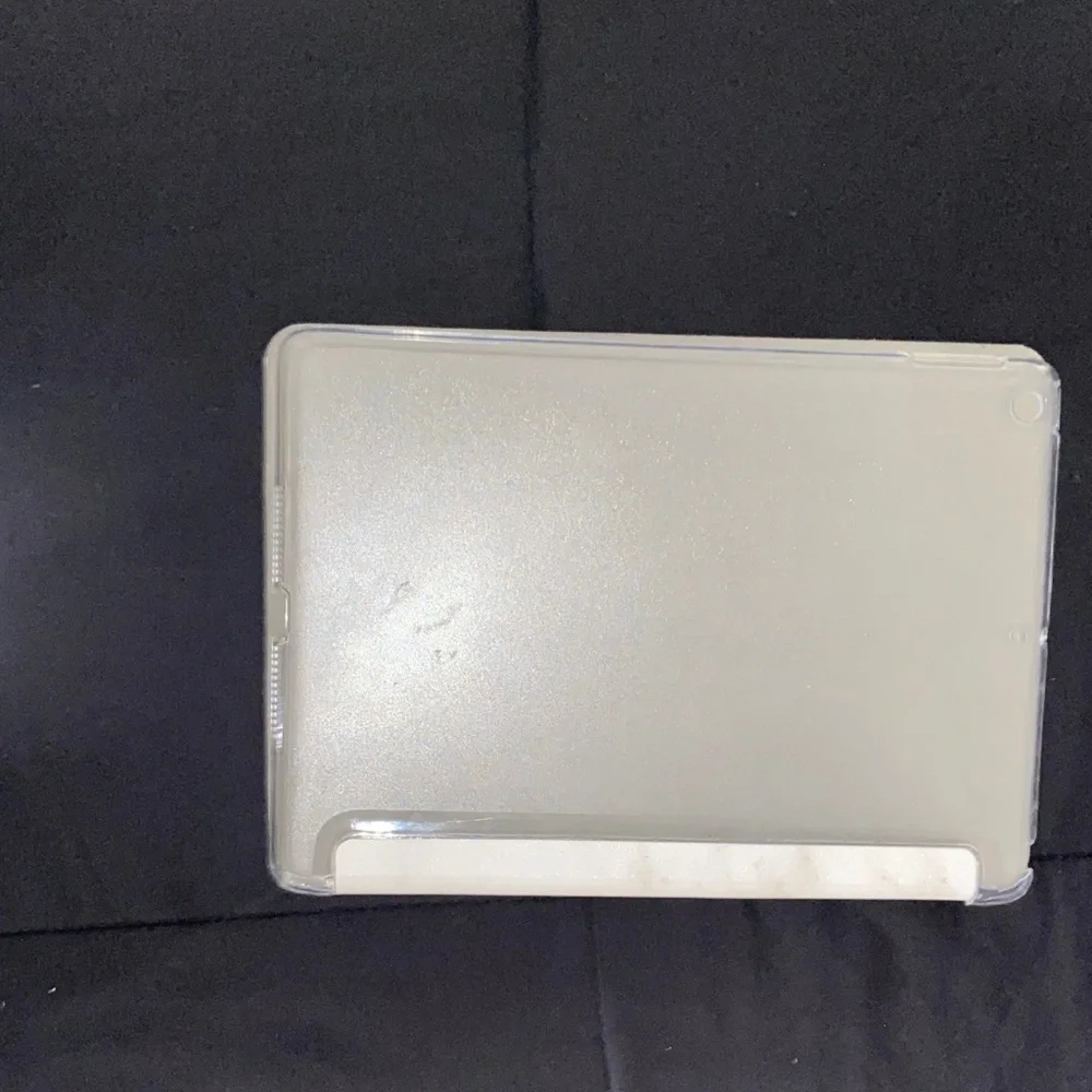 Apple iPad - Silver and Black